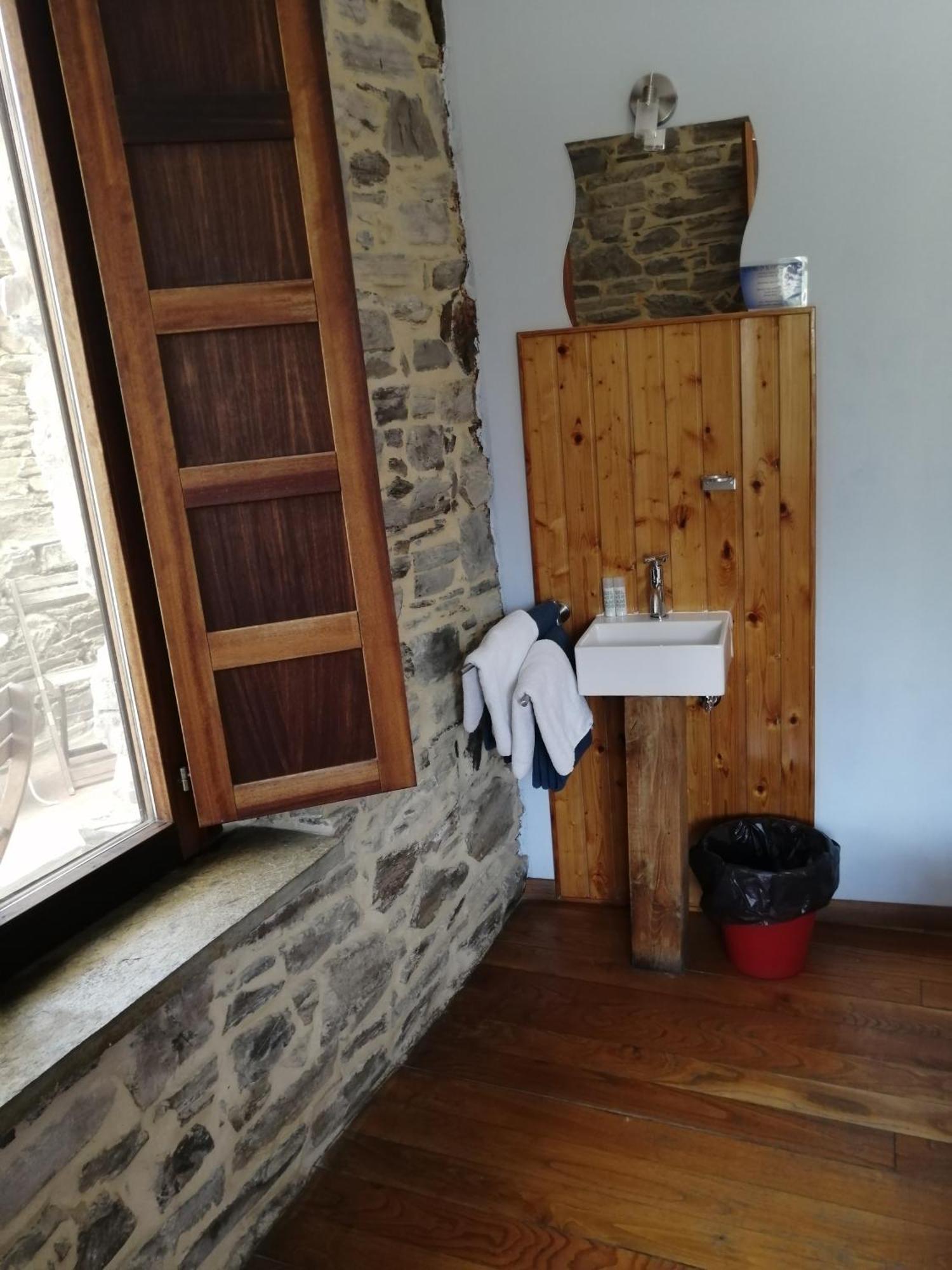 El Puente Peregrino Guest House Trabadelo Room photo